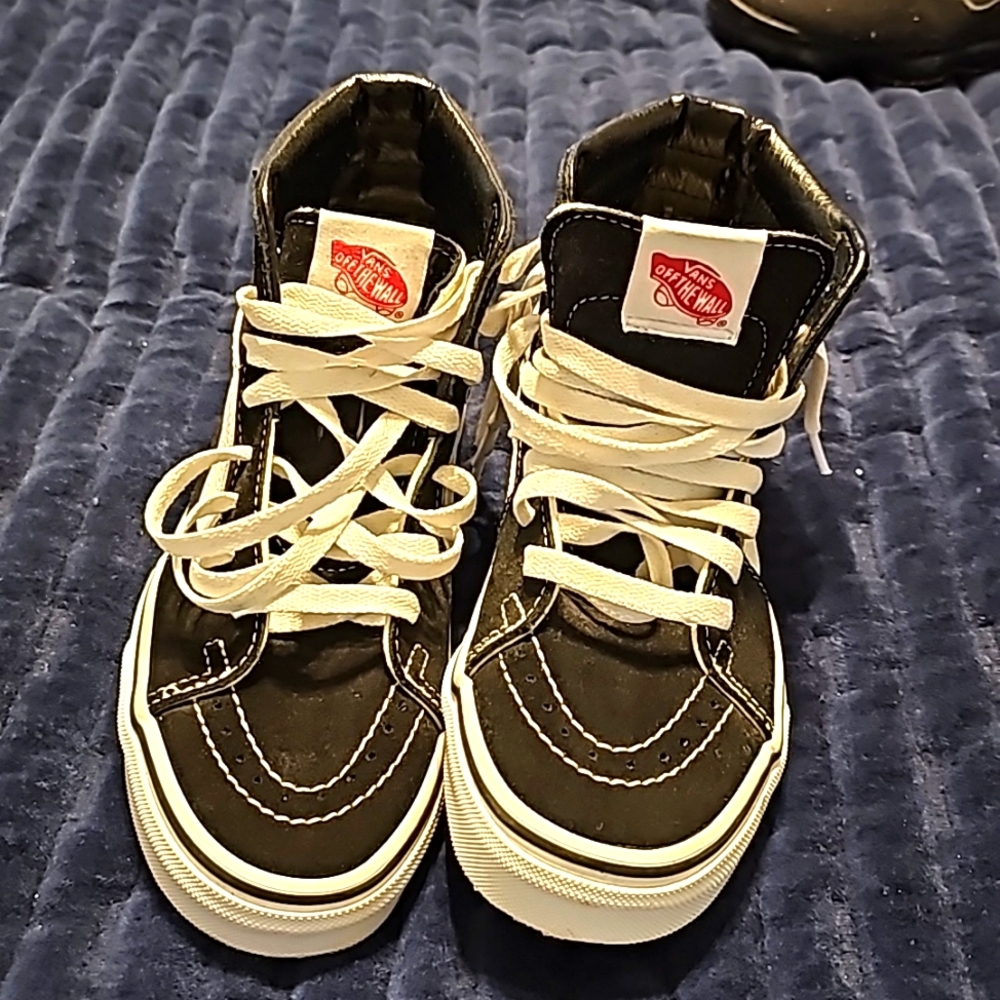 Vans Off the Wall High Top Sk8boarding sneakers color black, wm sz 4.5, men sz 6